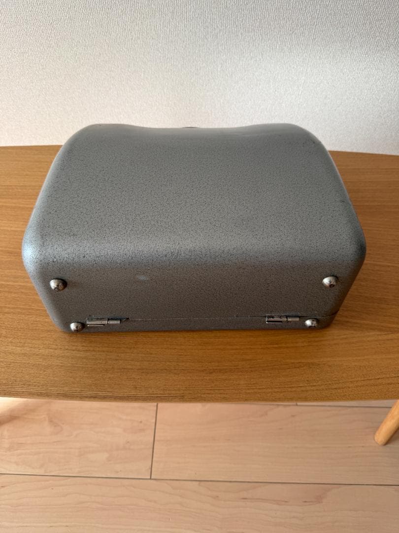 Olympia Model SM タイプライター