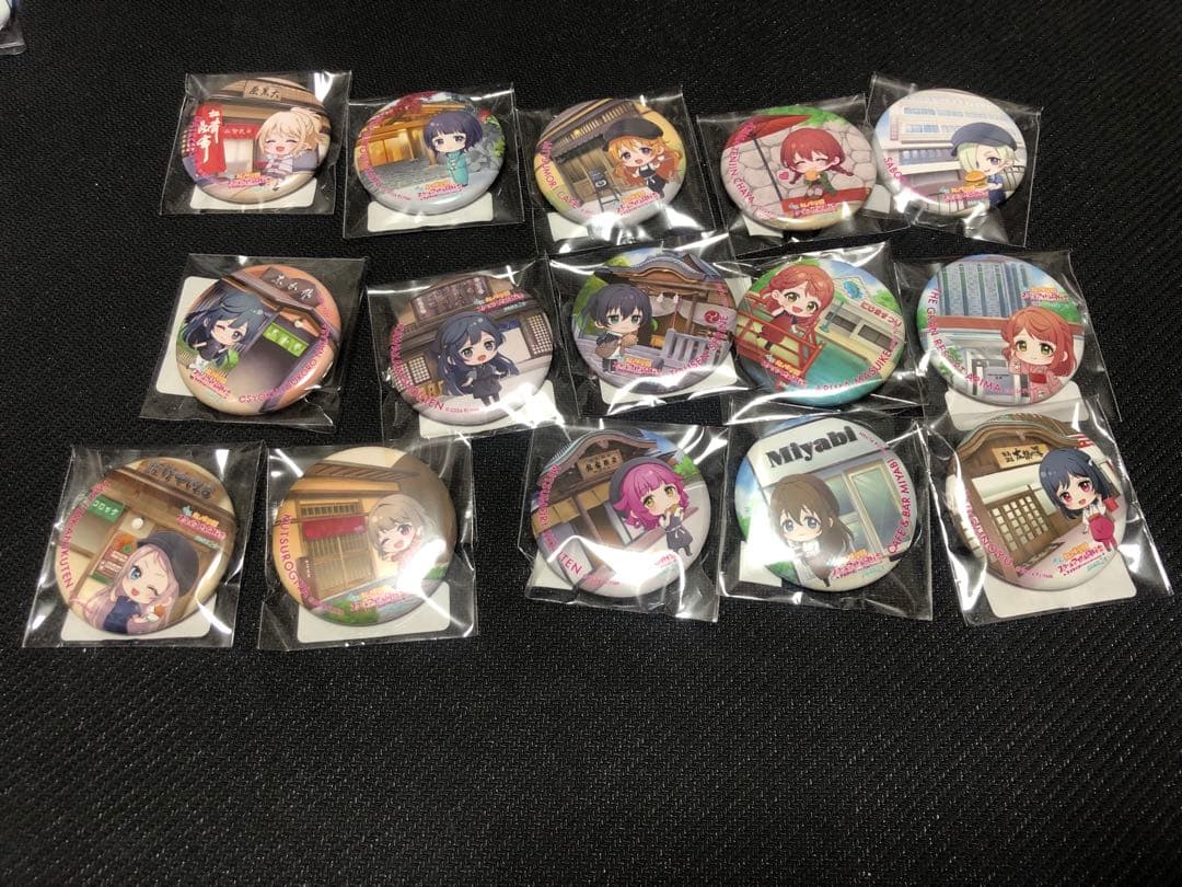 ラブライブ　虹ヶ咲学園スクールアイドル同好会　有馬温泉　缶バッジ　コンプリート