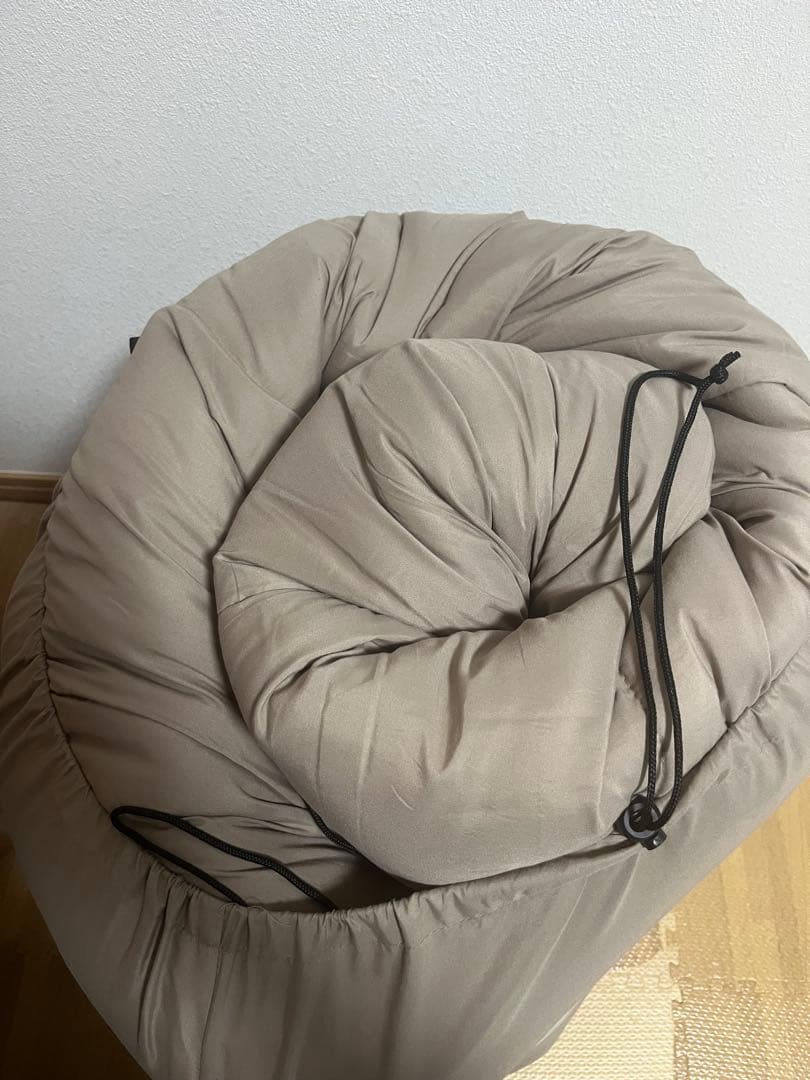 ⭐︎価格変更　送料込み　Coleman スリーピングバッグ ベージュ 2in1