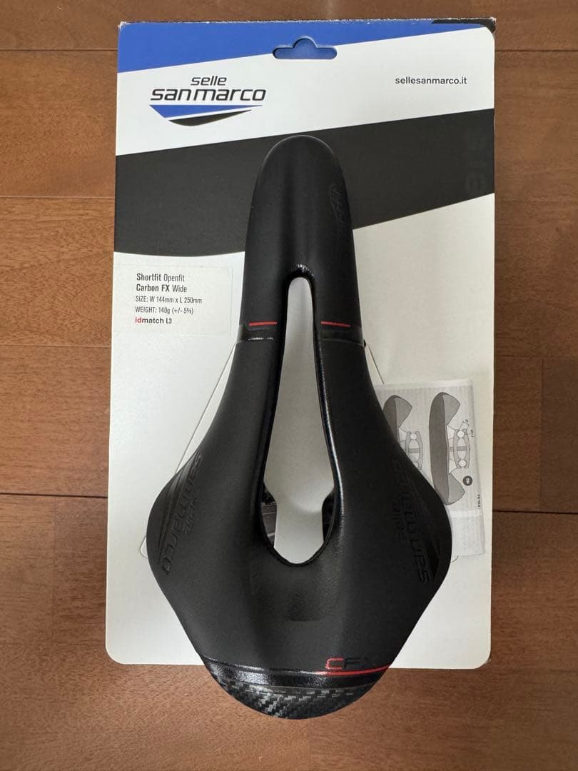 セラサンマルコ Openfit Carbon FX Wide サドル