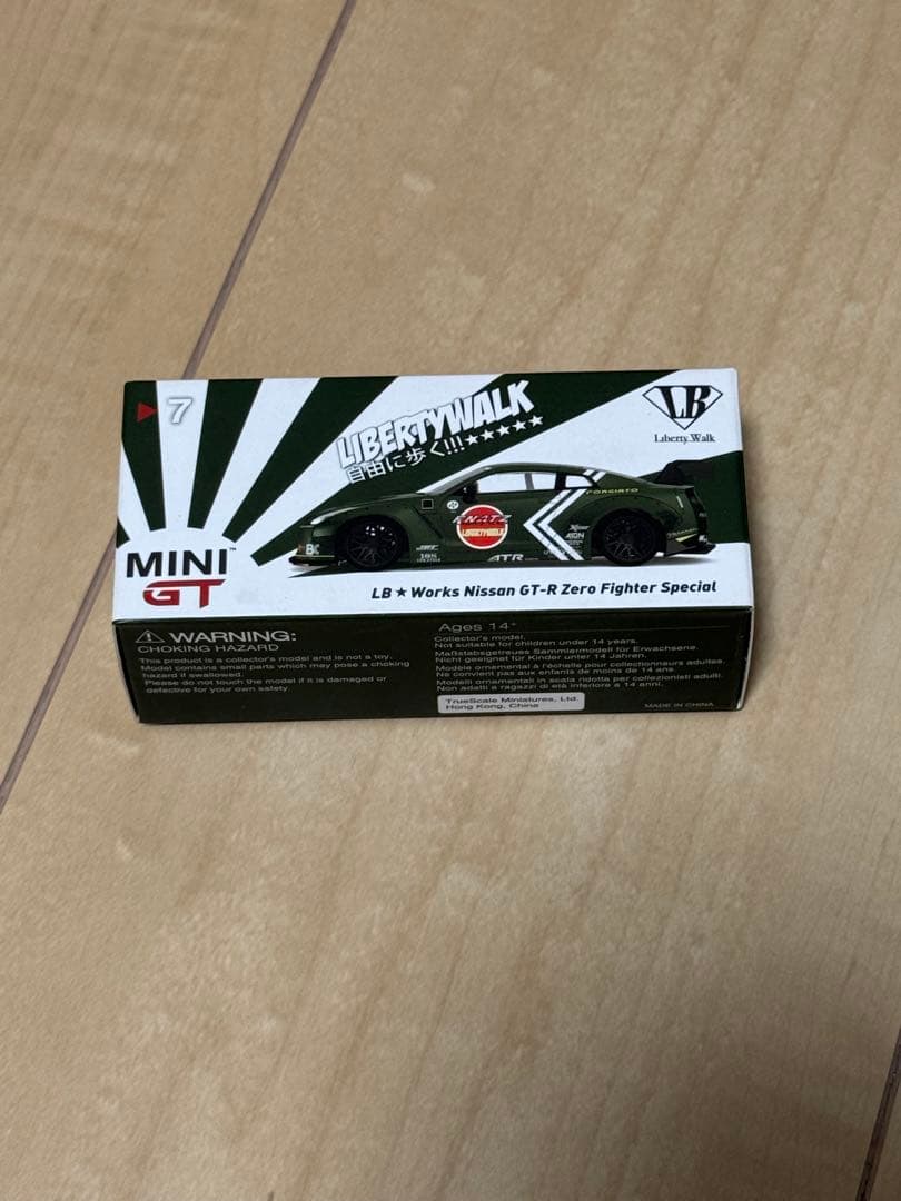 Minigt リバティーウォーク GT-R ゼロファイター