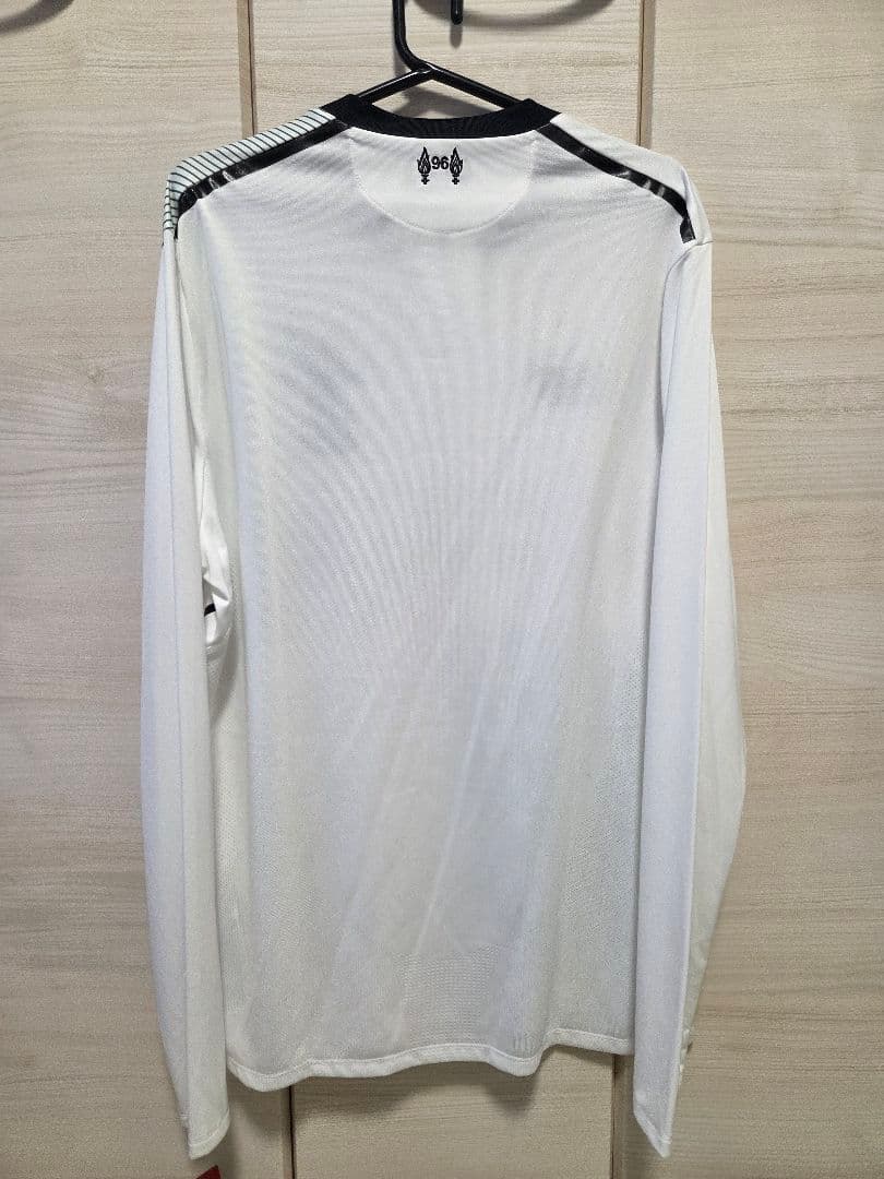 ２０１７シーズン　リヴァプール　ユニフォーム