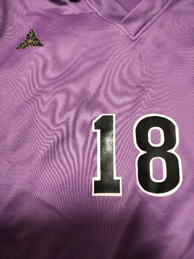 値下げ中　藤枝東高 サッカー部ユニフォーム 18番