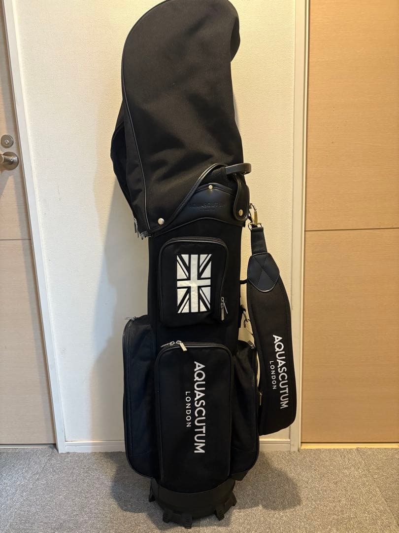 AQUASCUTUM ブラック ゴルフバッグ　アクアスキュータム