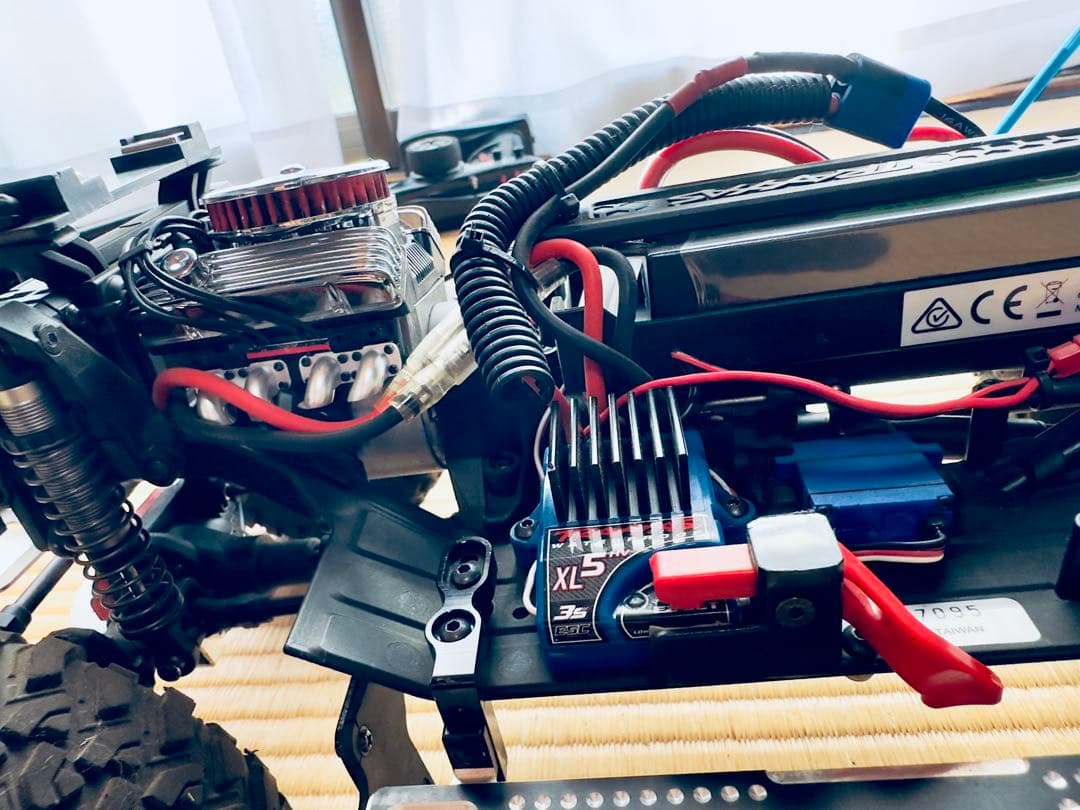 TRAXXAS TRX4 ランドローバーディフェンダー