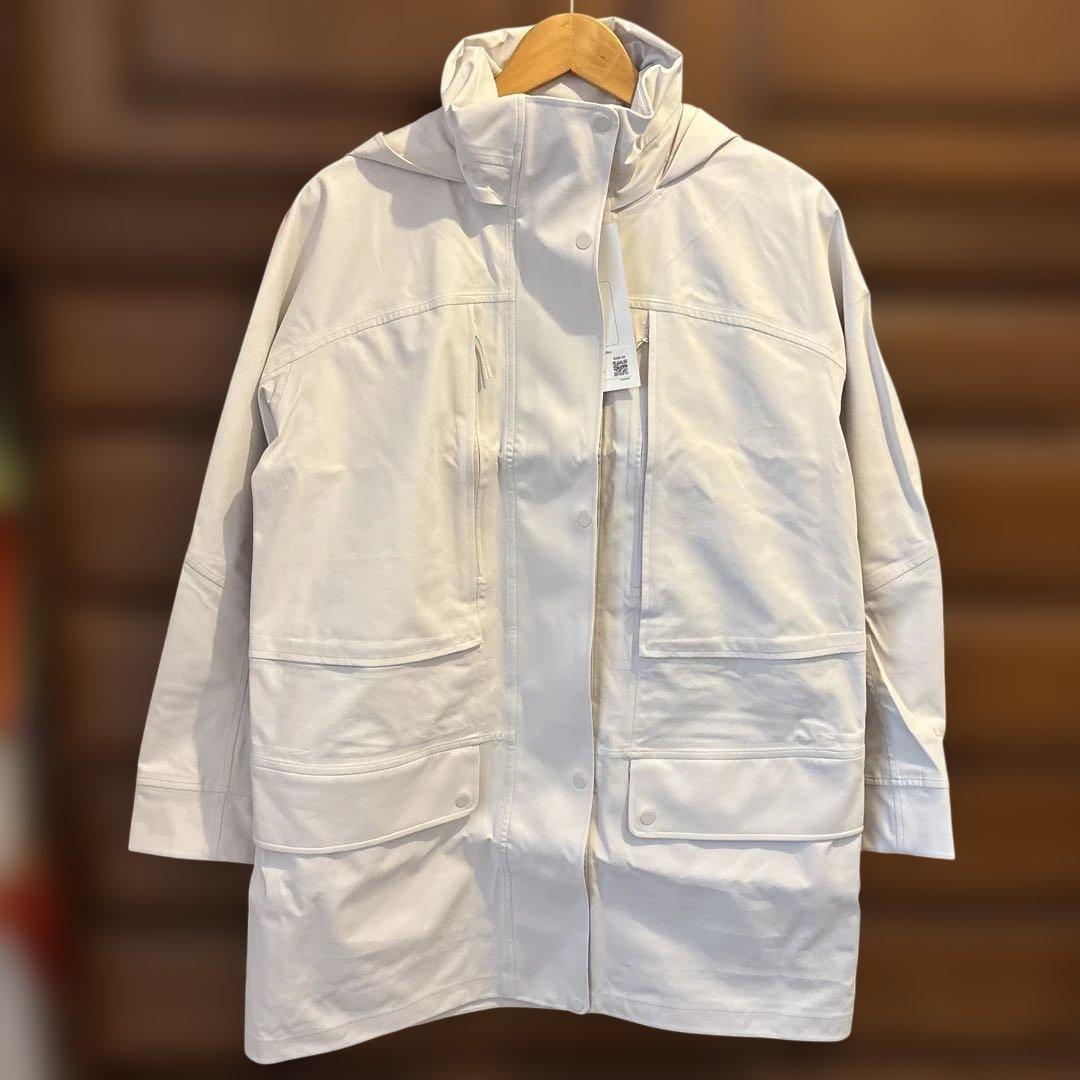 lululemon 防水＆防風ミドル丈ジャケット