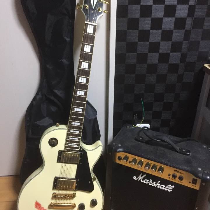 ギターとアンプのセット