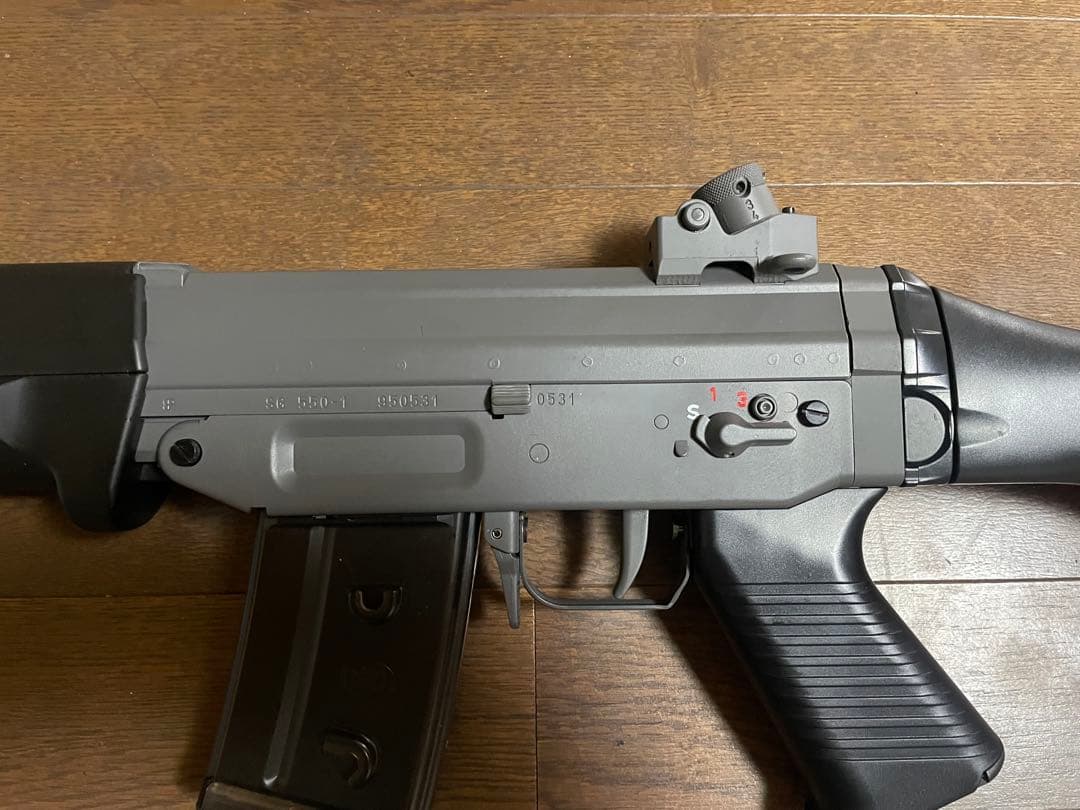 東京マルイ SIG SG551 チークピース　マウントレール　多弾マガジン　他