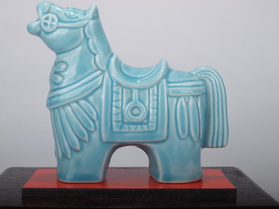 骨董市仕入れ品　馬の置物　陶器 X703C11-5