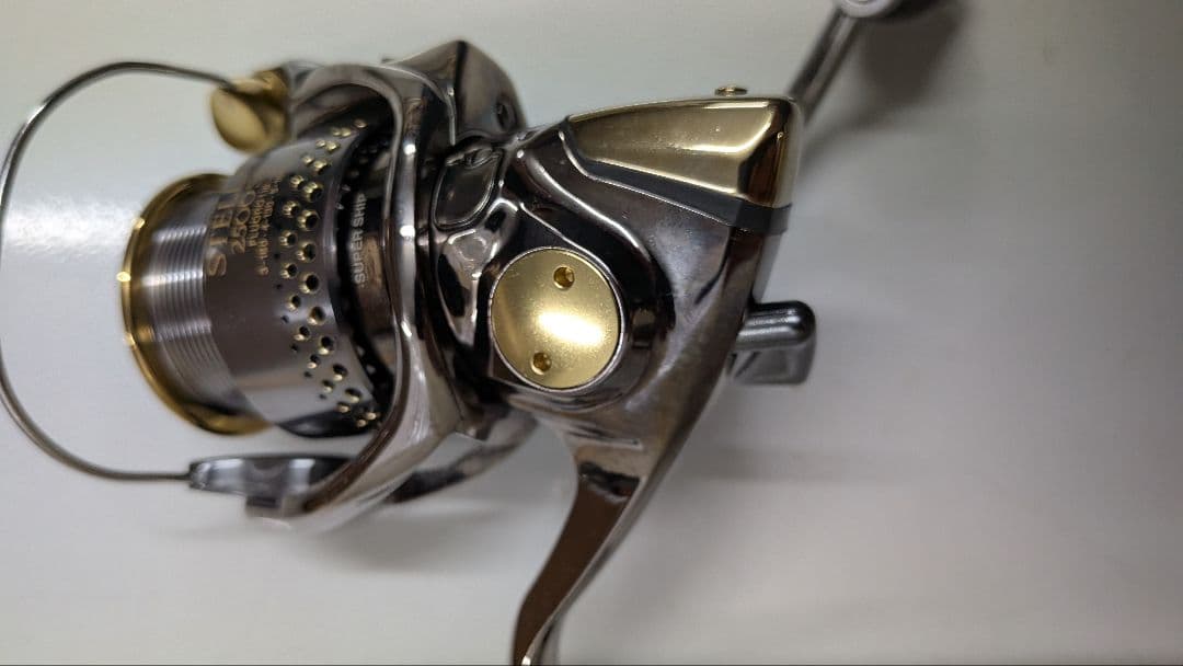 新品 シマノ 00 ミレニアム ステラ 2500SS 未使用品 SHIMANO