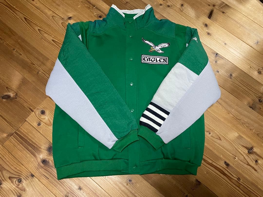 EAGLES ウォームアップジャケット 緑