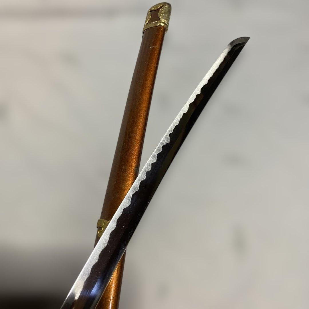 模造刀 太刀 金茶柄 太刀造鍔 太刀造り梨地呂鞘