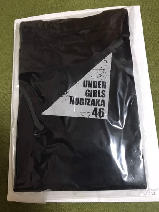 乃木坂46 佐藤楓 直筆サイン入りTシャツ