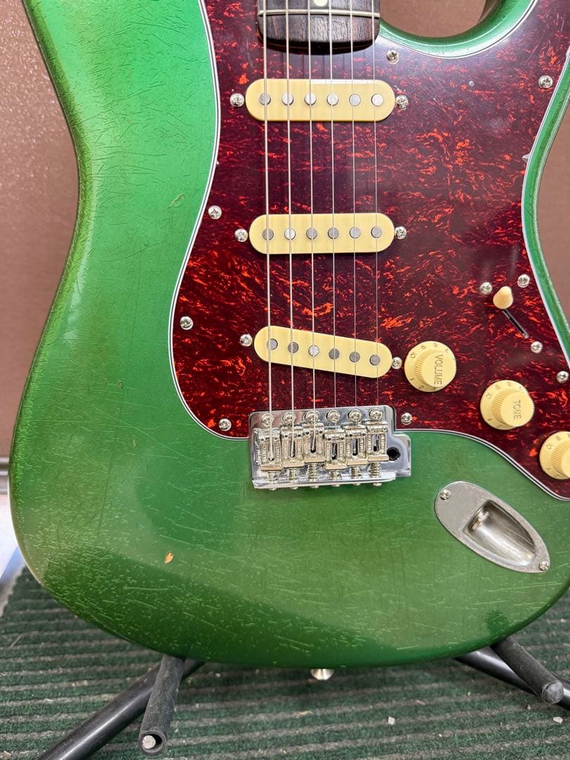 Fender japan ストラトキャスター グリーン