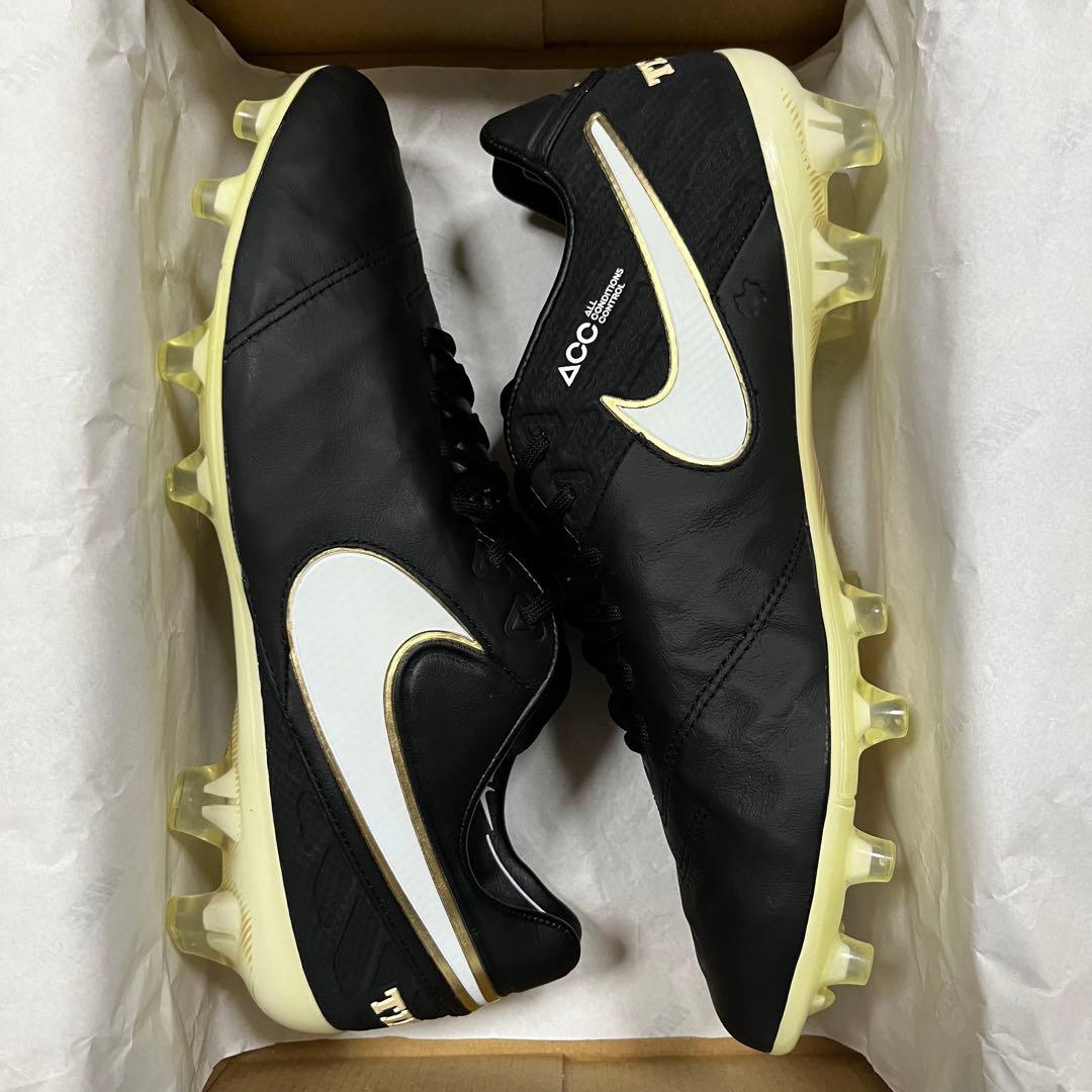 31 サッカースパイク ナイキ ティエンポ レジェンド Ⅵ FG