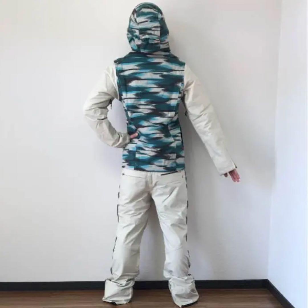 HOLDEN ホールデン　スノーボードウエア