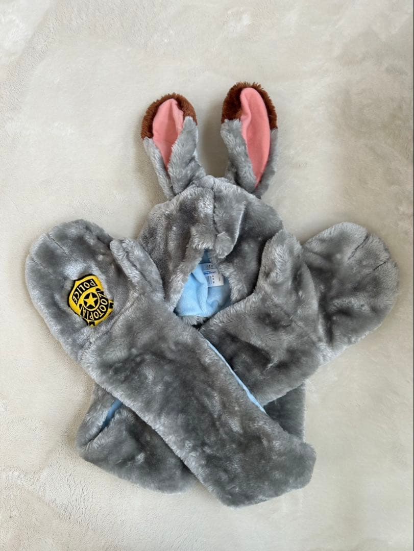 ディズニー公式　ズートピア　ジュディ　マフラーキャップ　フード　手袋