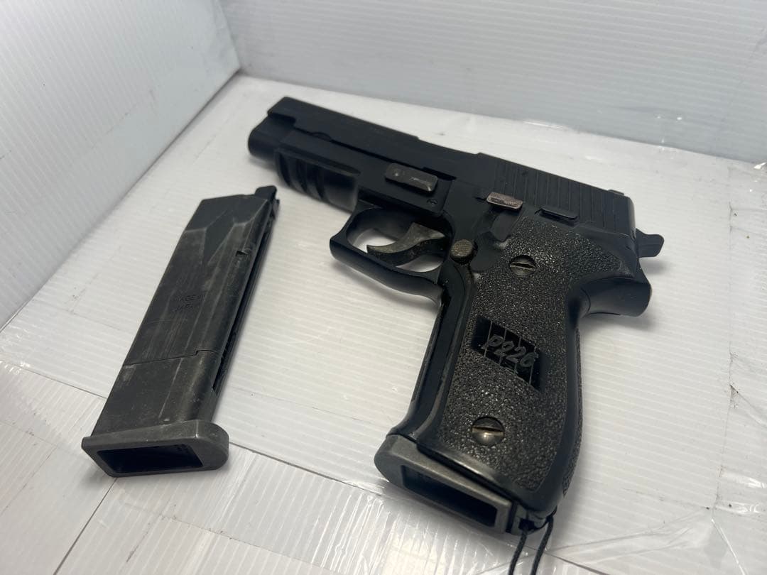 東京マルイSIG SAUER P226　ガスガン