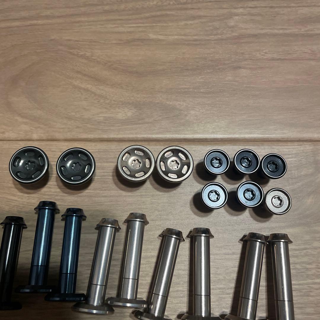 DRT バリアル　VARIAL ホイールキャップ　シャフト　セット