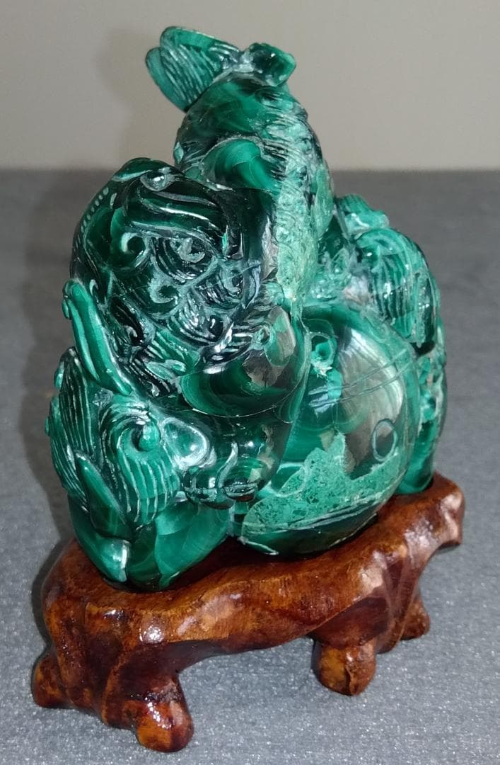 孔雀石（マラカイト）吉祥霊獣三対獅子置物 台座 極細工逸品置物
