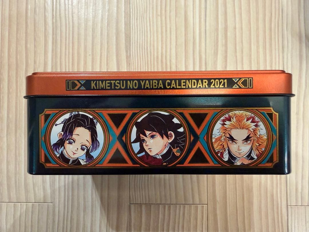 未使用 鬼滅の刃 特製缶入り 日めくりカレンダー 2021