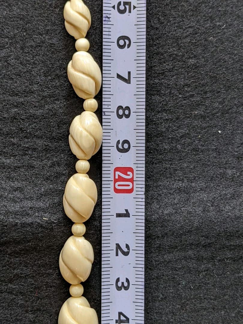♦？鹿角？骨？鯨歯の牙彫り 工芸品 ネックレス 宝飾品 貴金属 骨董品