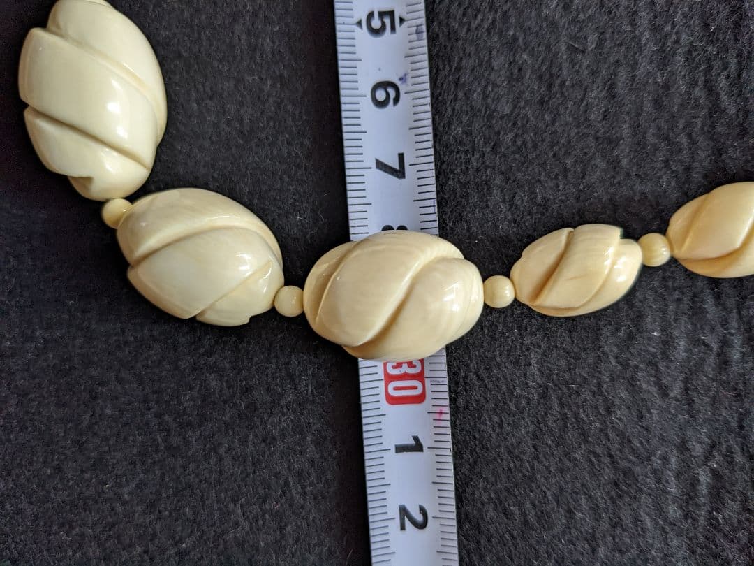 ♦？鹿角？骨？鯨歯の牙彫り 工芸品 ネックレス 宝飾品 貴金属 骨董品