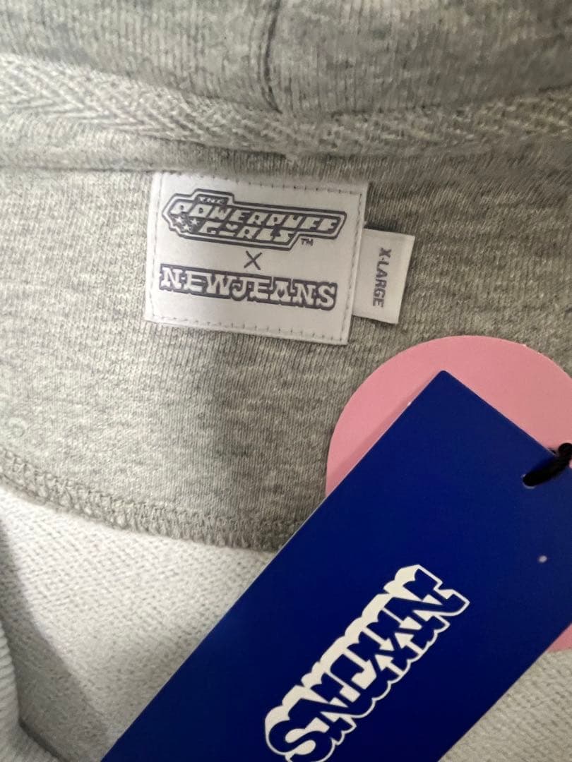 New Jeansパワーパフガールズ フーディーXL