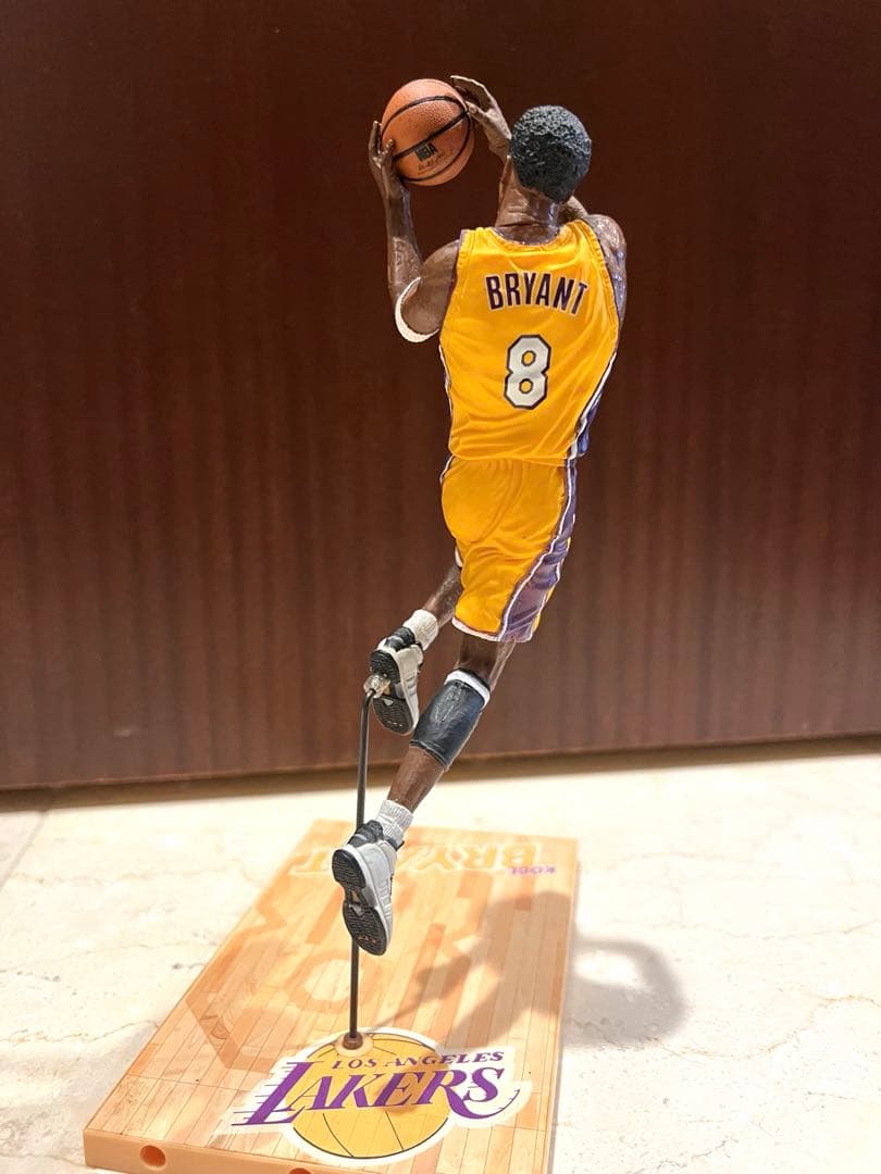 Kobe Bryant レイカーズ NBA コービー・ブライアント フィギュア