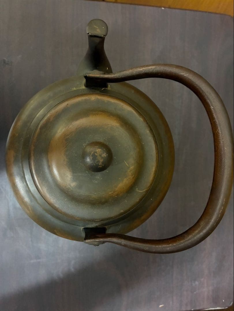 銅製の山彫刻やかん　アンティーク　古美術　骨董品