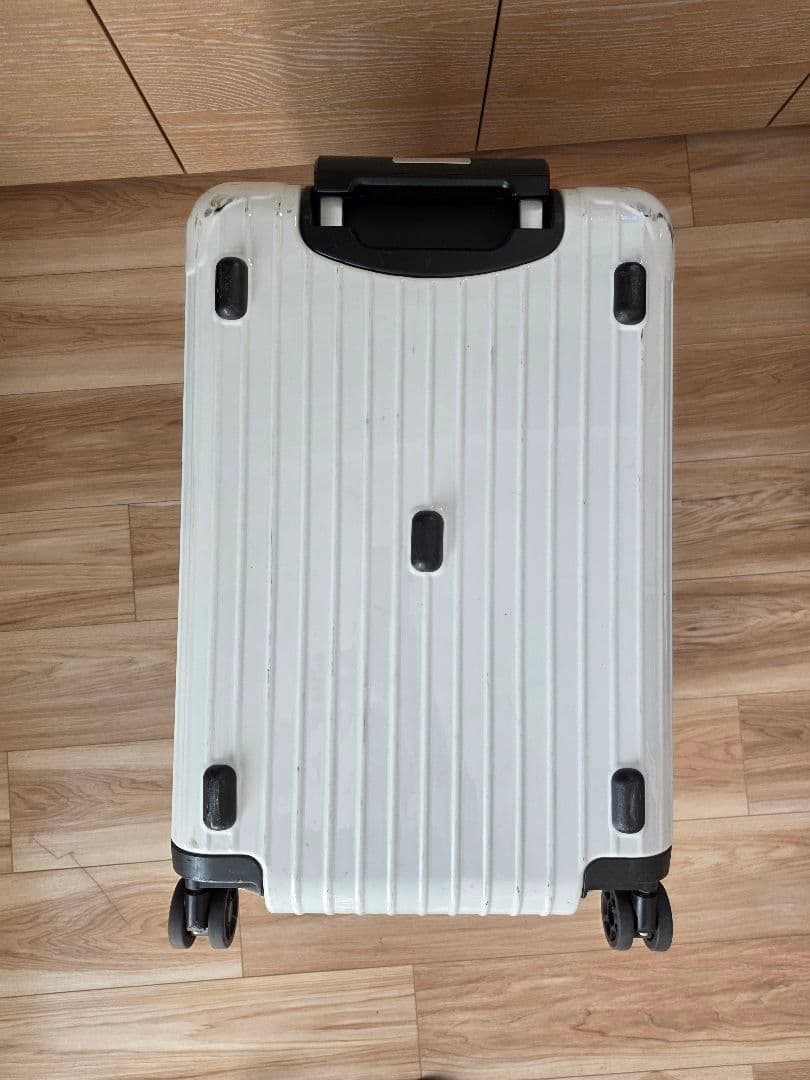 リモアxポルシェ　キャリーバッグ