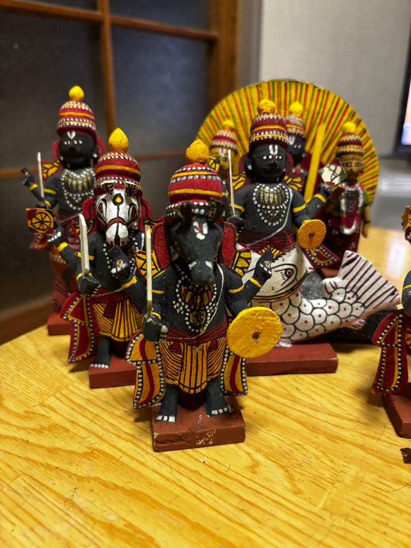 インド神話 ヴィシュヌ神 化身像 7体 木彫り 縁起物 セット