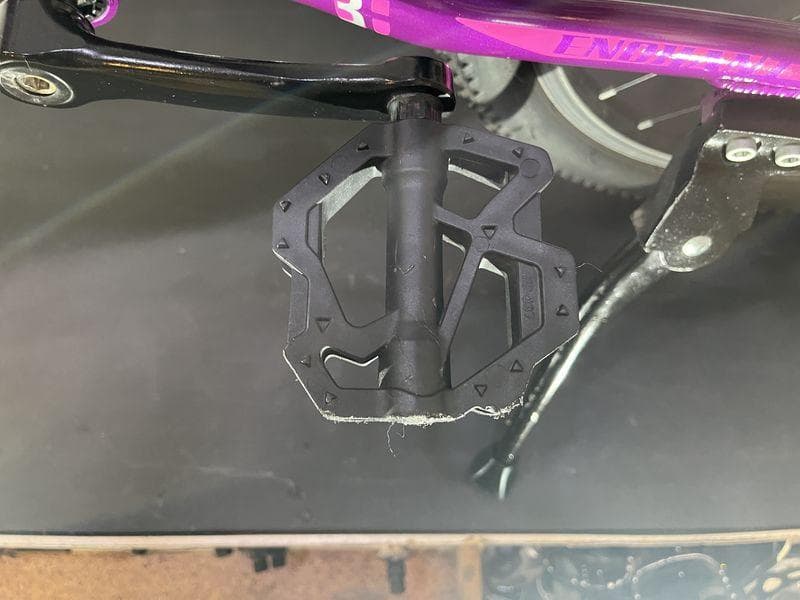 giant LIVパープル 20インチ キッズバイク 6速 Shimano