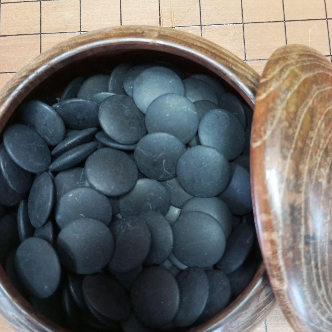 本格囲碁盤　本榧　碁盤囲碁　ヘソあり美品　高級品昭和レトロ　脚付囲碁盤碁石セット