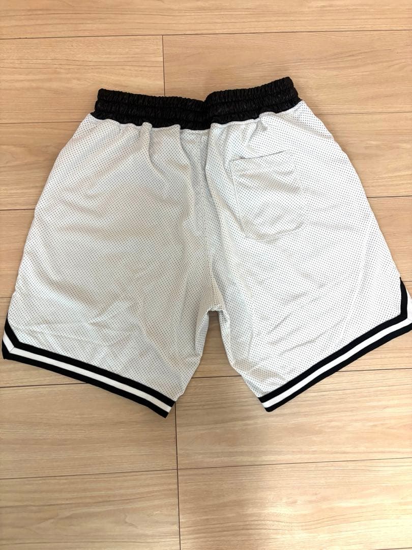 LYFT リフト　ハーフパンツ　トレーニングウェア　★新品　未使用　Ｌ