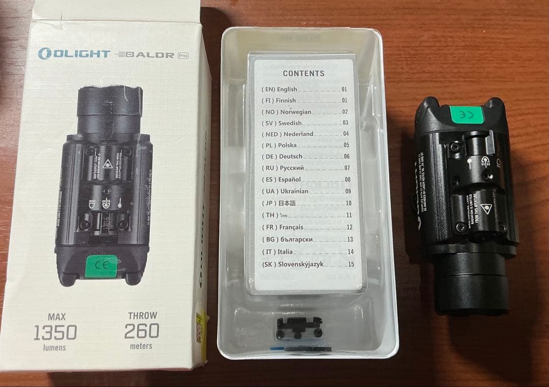 OLIGHT Baldr PRO グリーンレーザー&LED タクティカルライト