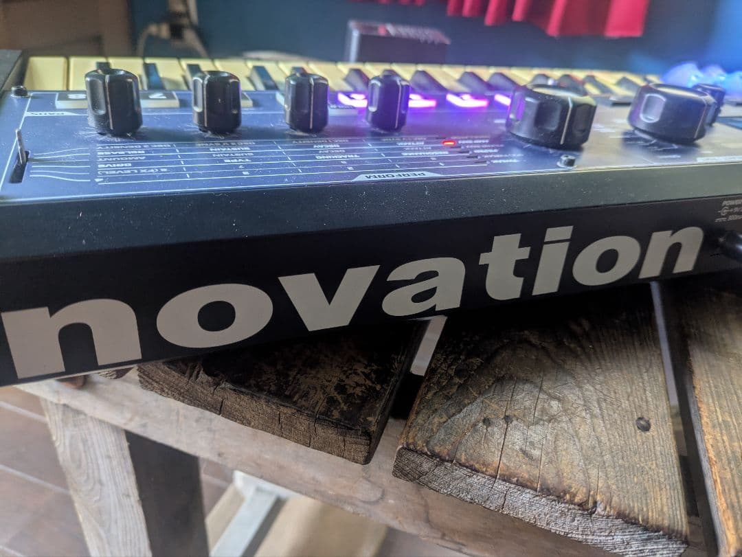 Novation MININOVA アナログシンセサイザー！