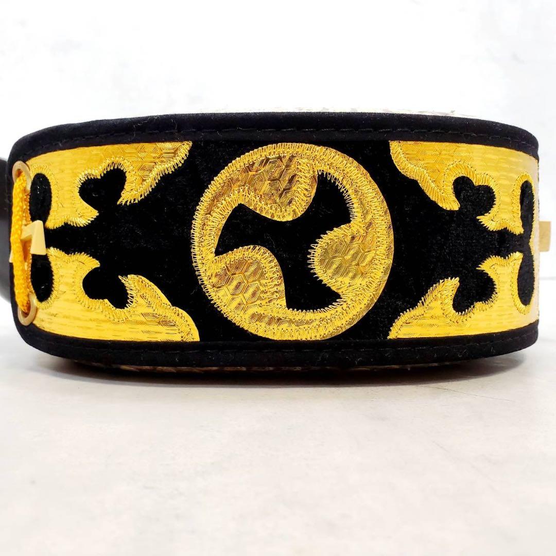 【極美品・すぐ始められる】沖縄三線 本蛇皮張り 付属品多数 初心者セット