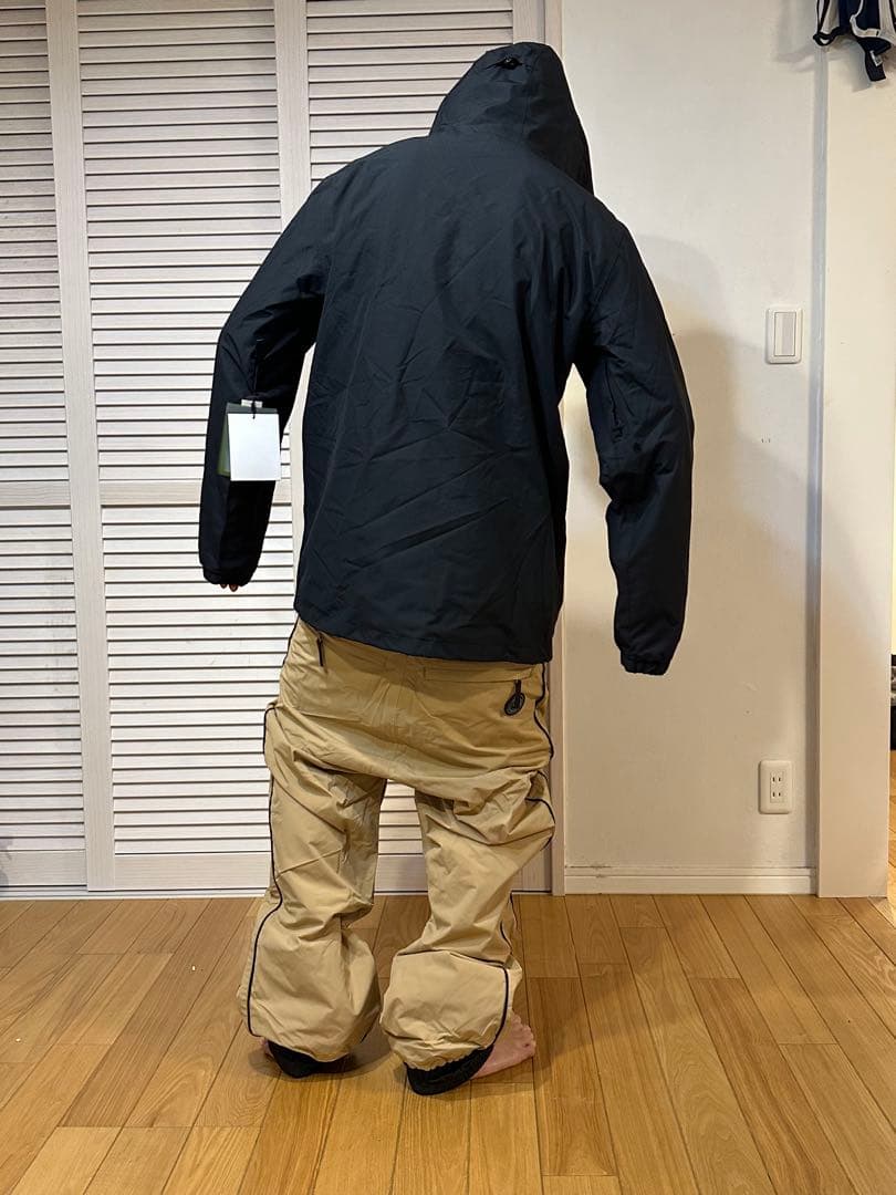 クイックシルバー上下セット　上下Ｌ　定価56100円