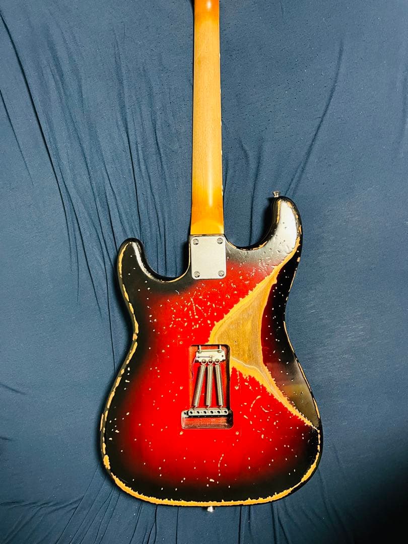 飯*志様 ストラトキャスター　レリック（諸々実践的改造あり）