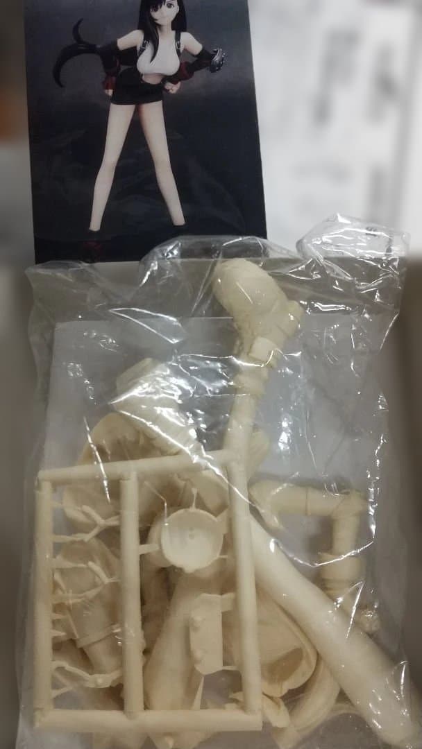 【未組立】コトブキヤ 1/8 レジンキャストキット ティファ3種セット