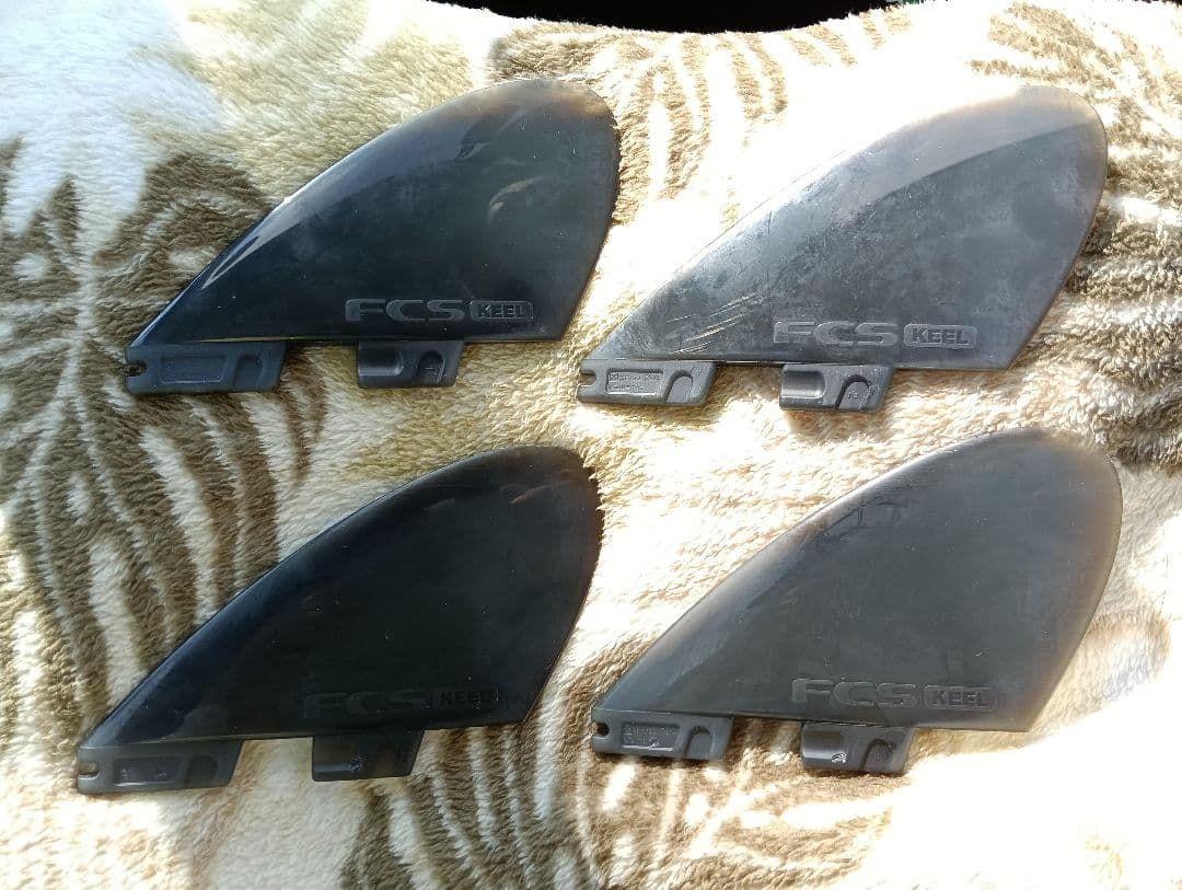 FCS KEEL フィン 4枚セット 収納ポーチ付き