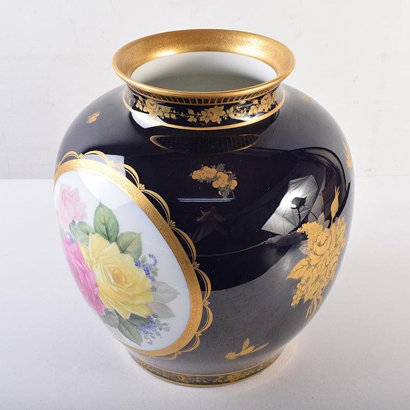 大倉陶園　OKURA　ART　CHINA　瑠璃色絵金彩　花鳥文瓶　JR8801B
