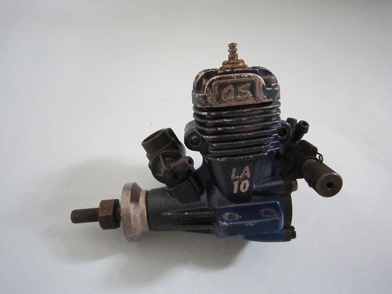 OS　小川精機　飛行機用　小型　エンジン　新品未使用部品　中古エンジン3個