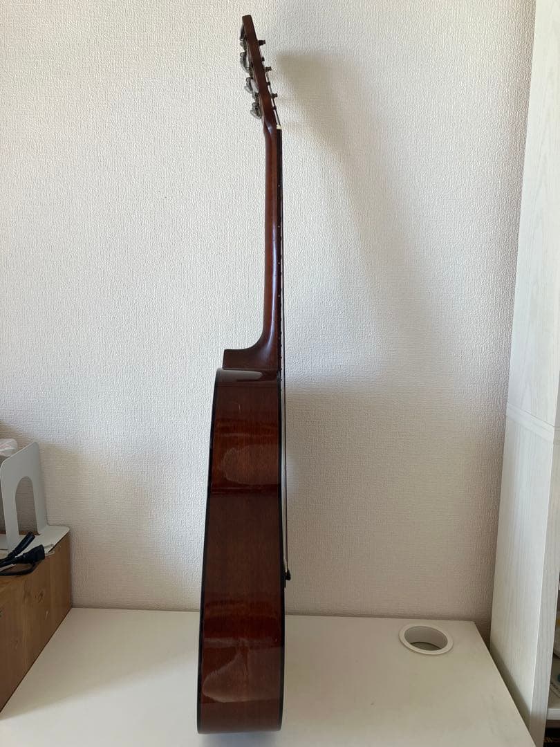 アコースティックギター　Morris F-10