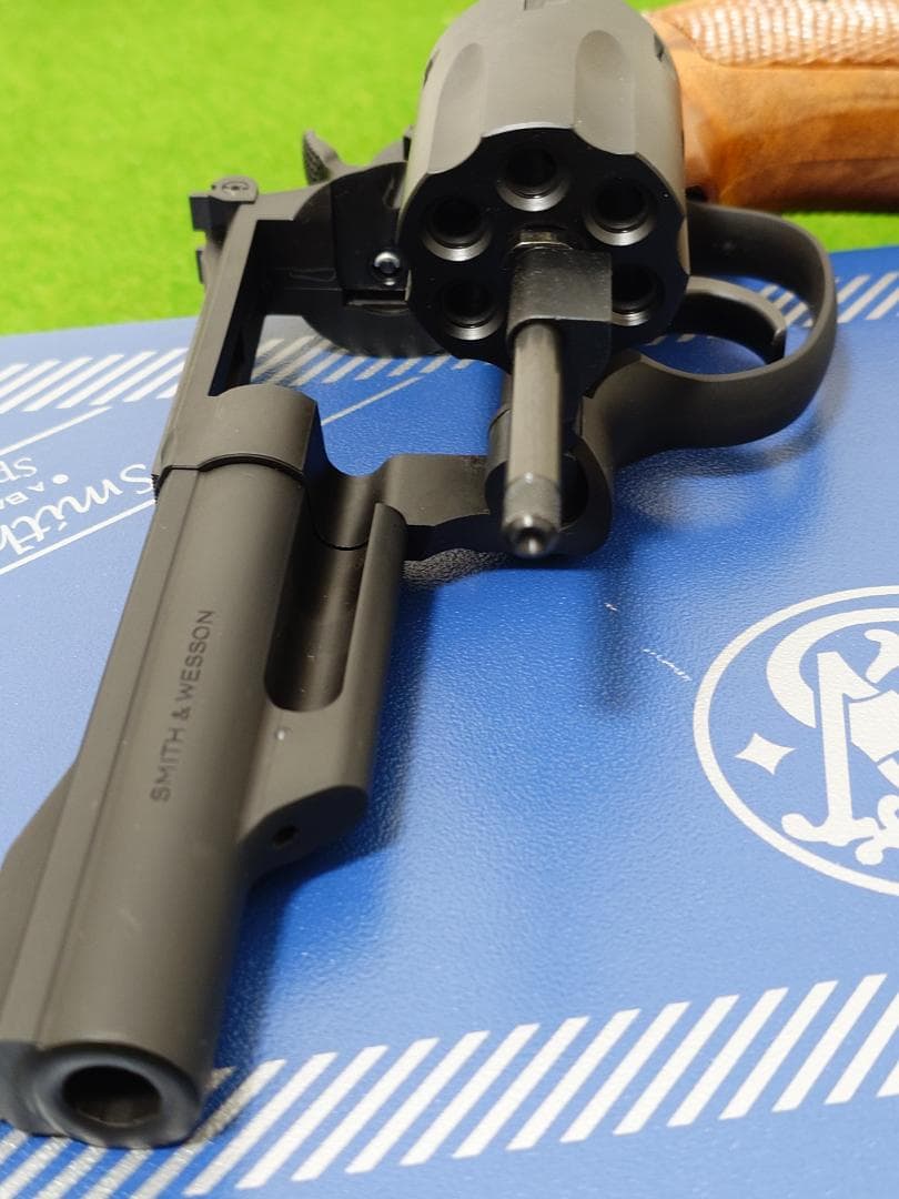 タナカ S&W M19 コンバットマグナム 4インチ