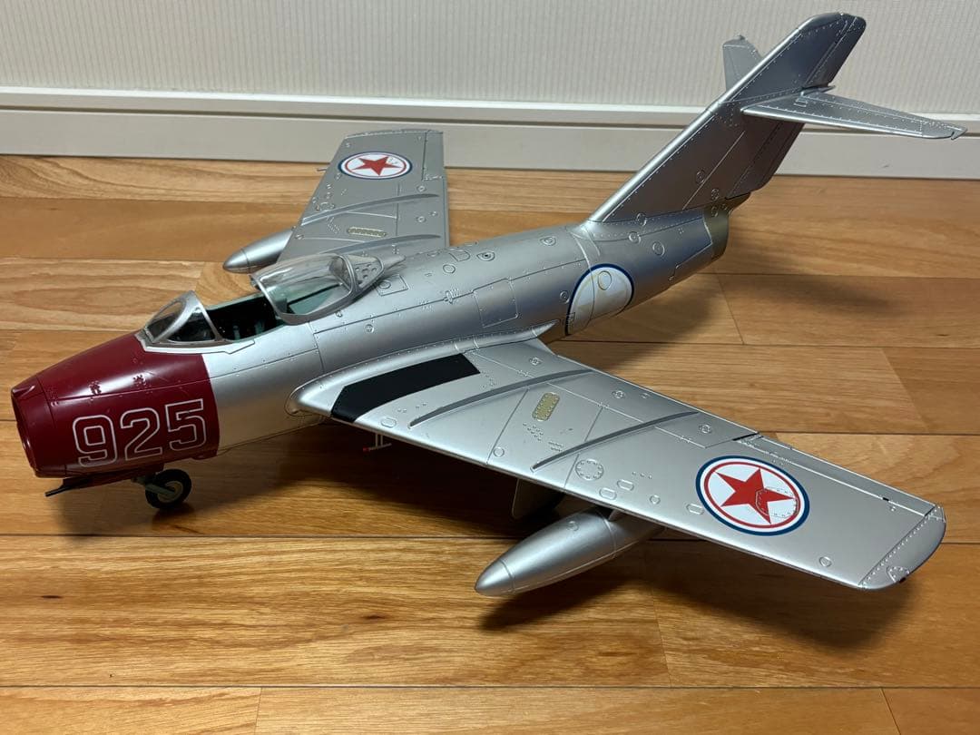 21センチュリートイズ 1/18 MIG-15bis ファゴット 戦闘機 訳あり