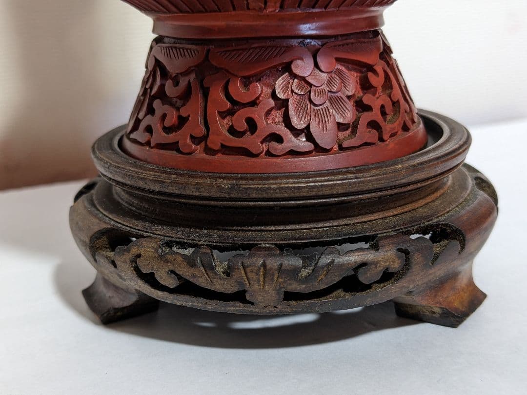 ♦中国古玩 古美術品 堆朱彫漆天球瓶 漆芸 花器飾り 置物 血赤色骨董品レア物