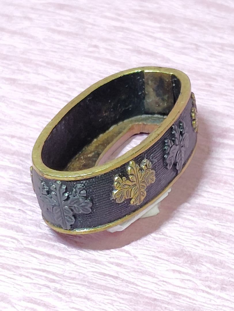 刀装具 縁頭 縁のみ 無銘 銅地 金色絵 魚々子地 五三桐紋図 時代物