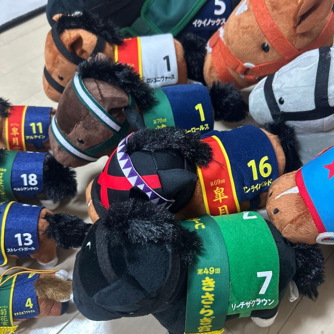競走馬ぬいぐるみ 12体セット